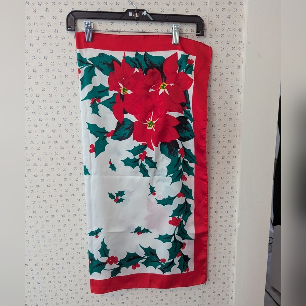 Vintage Green Square Wrap Scarf Christmas Winter Holiday Holly 29" x 29"